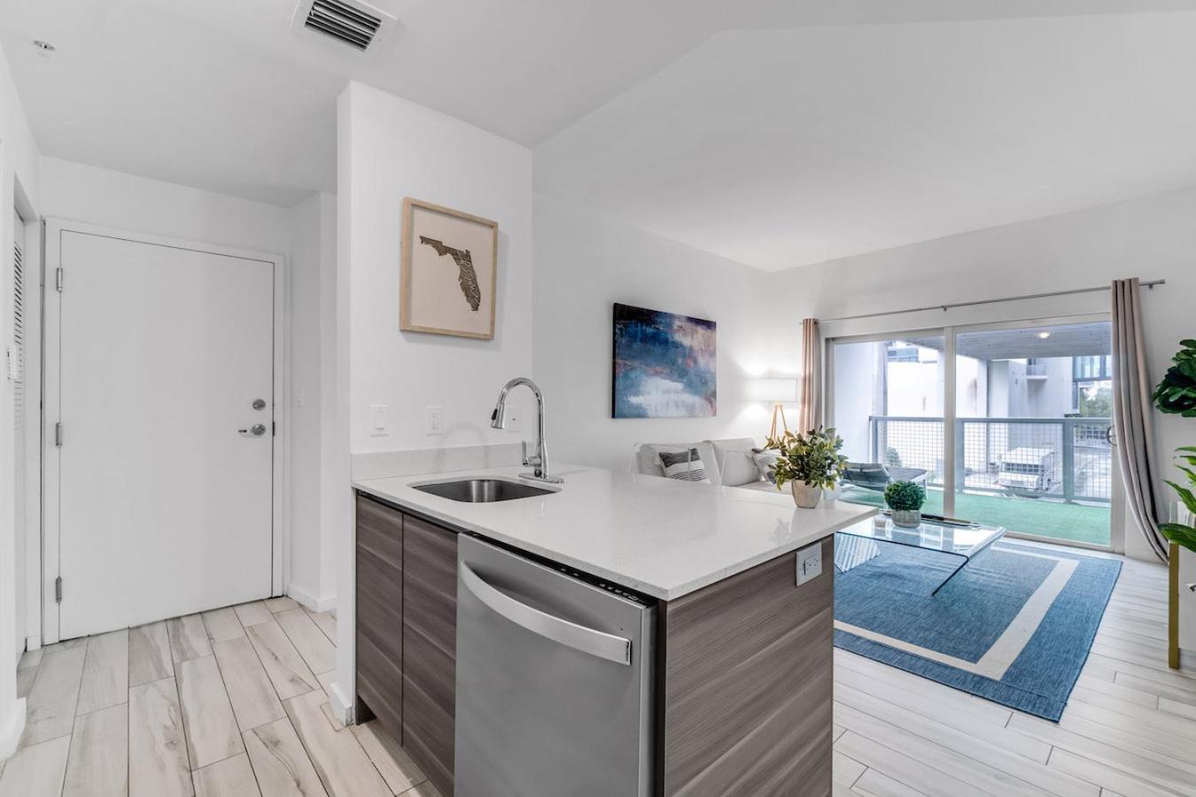 Lovely Unit Mins From Wynwood With Free Parking Miami Exterior photo